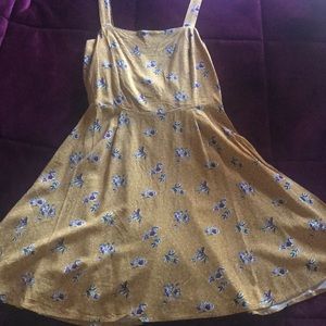 NWOT! Wild Fable Floral Dress